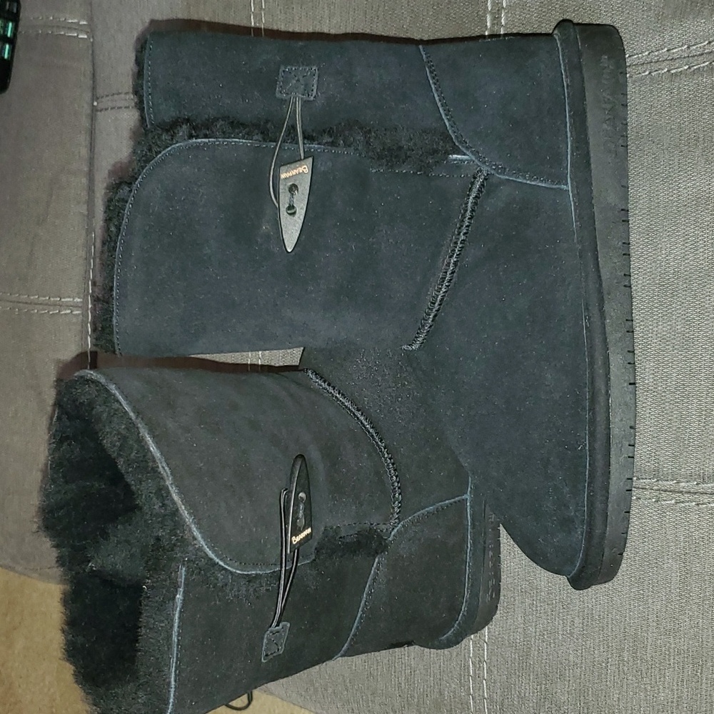 Womens Bearpaw boots size 8 - Picture 3 of 3